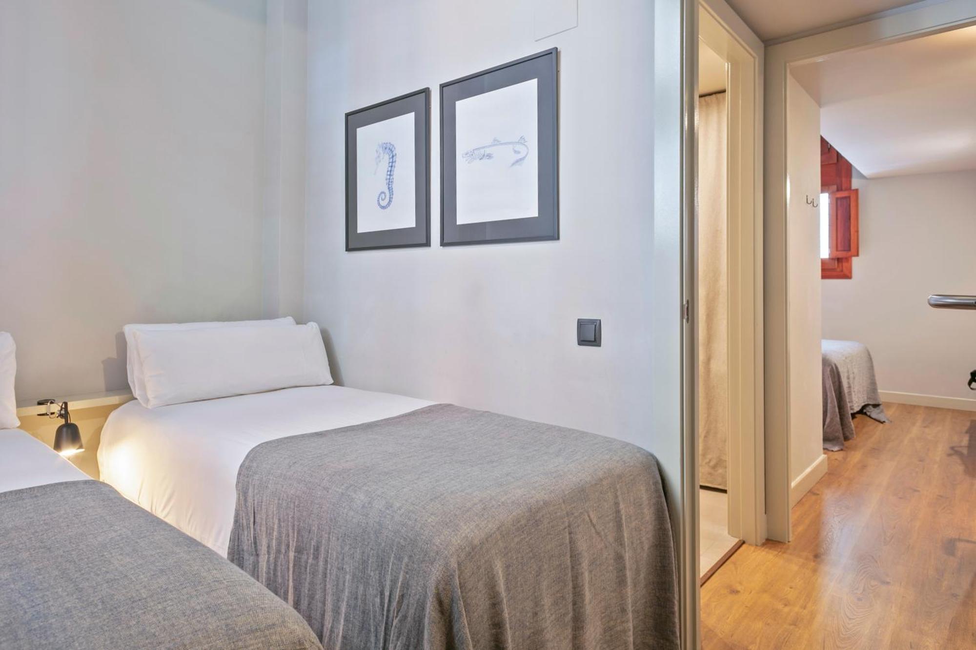 Uma Suites Barceloneta Beach Exterior photo